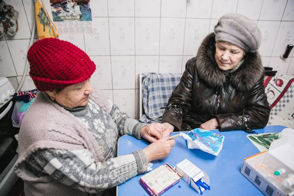 Tatiana checks her companions blood sugar level during a programme from 2016
